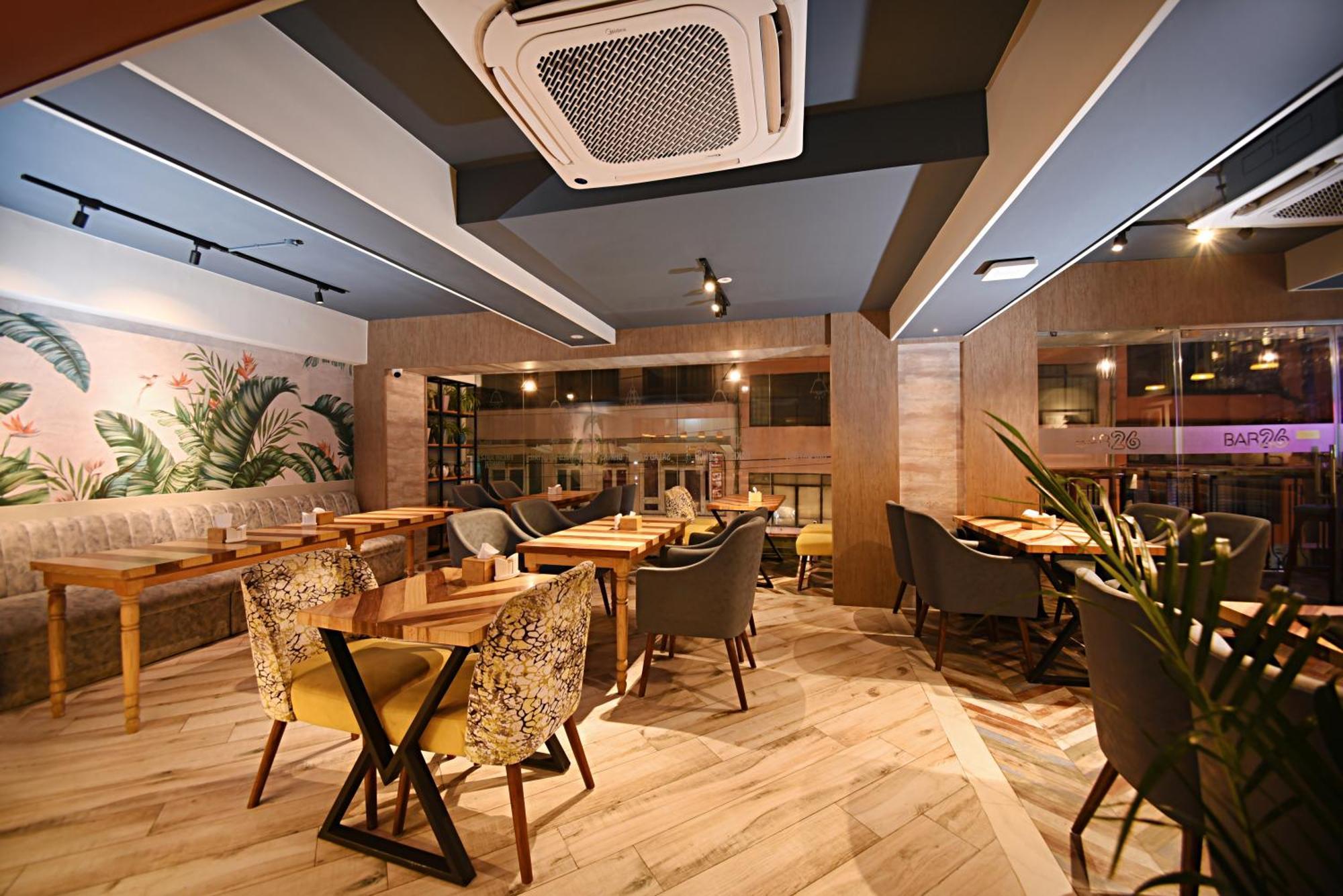 Daali Hotel & Apartment Катманду Екстериор снимка