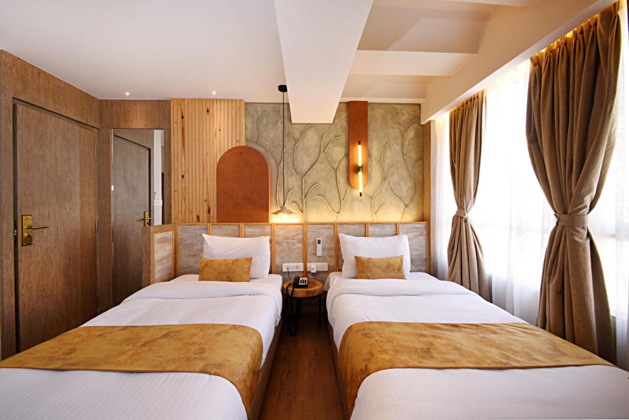 Daali Hotel & Apartment Катманду Екстериор снимка